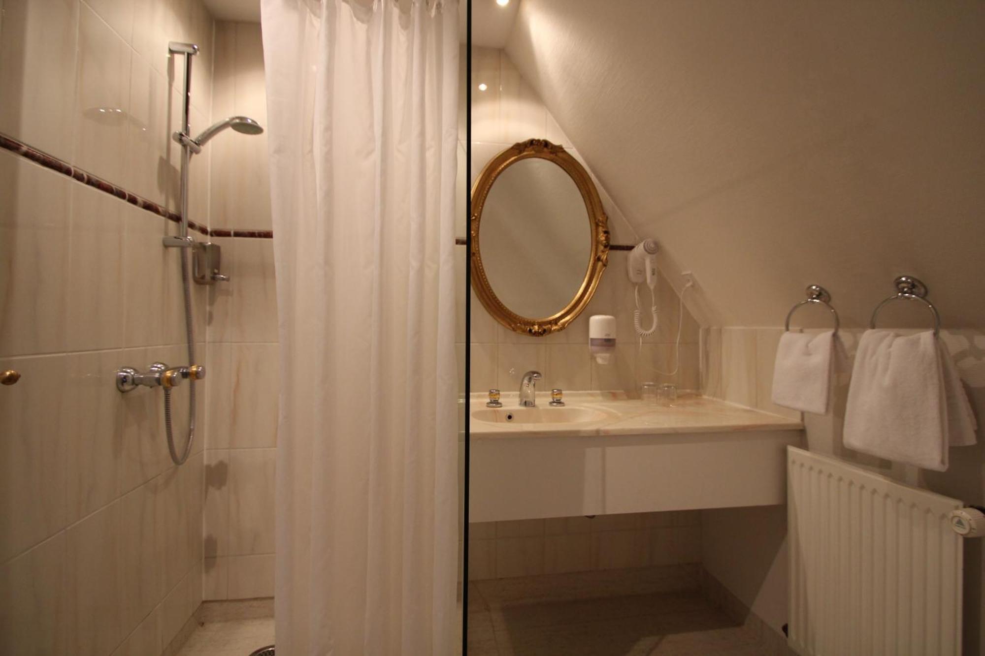 Hotel Manor House 4*